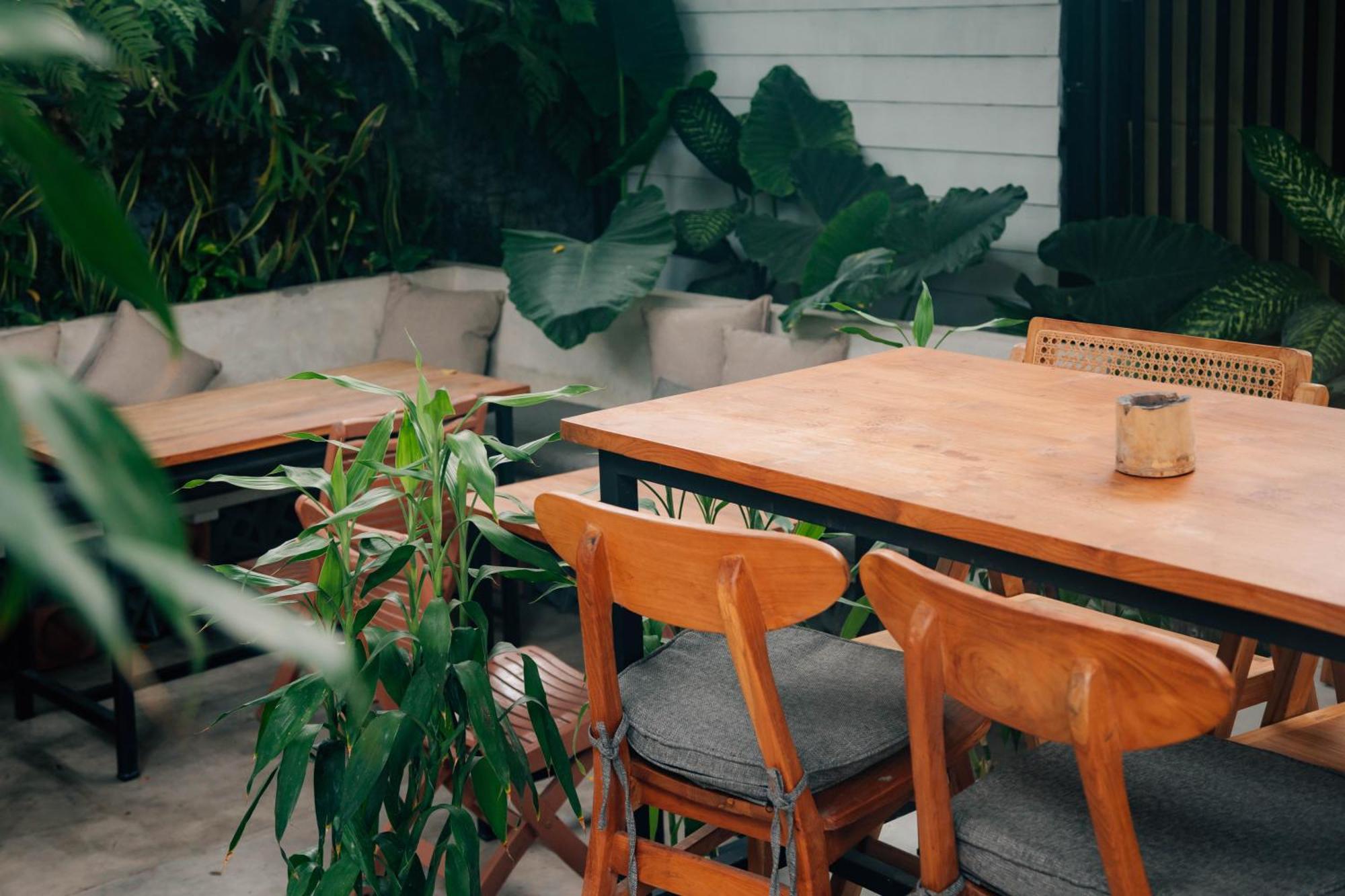 The Jungle Hostel Canggu Экстерьер фото