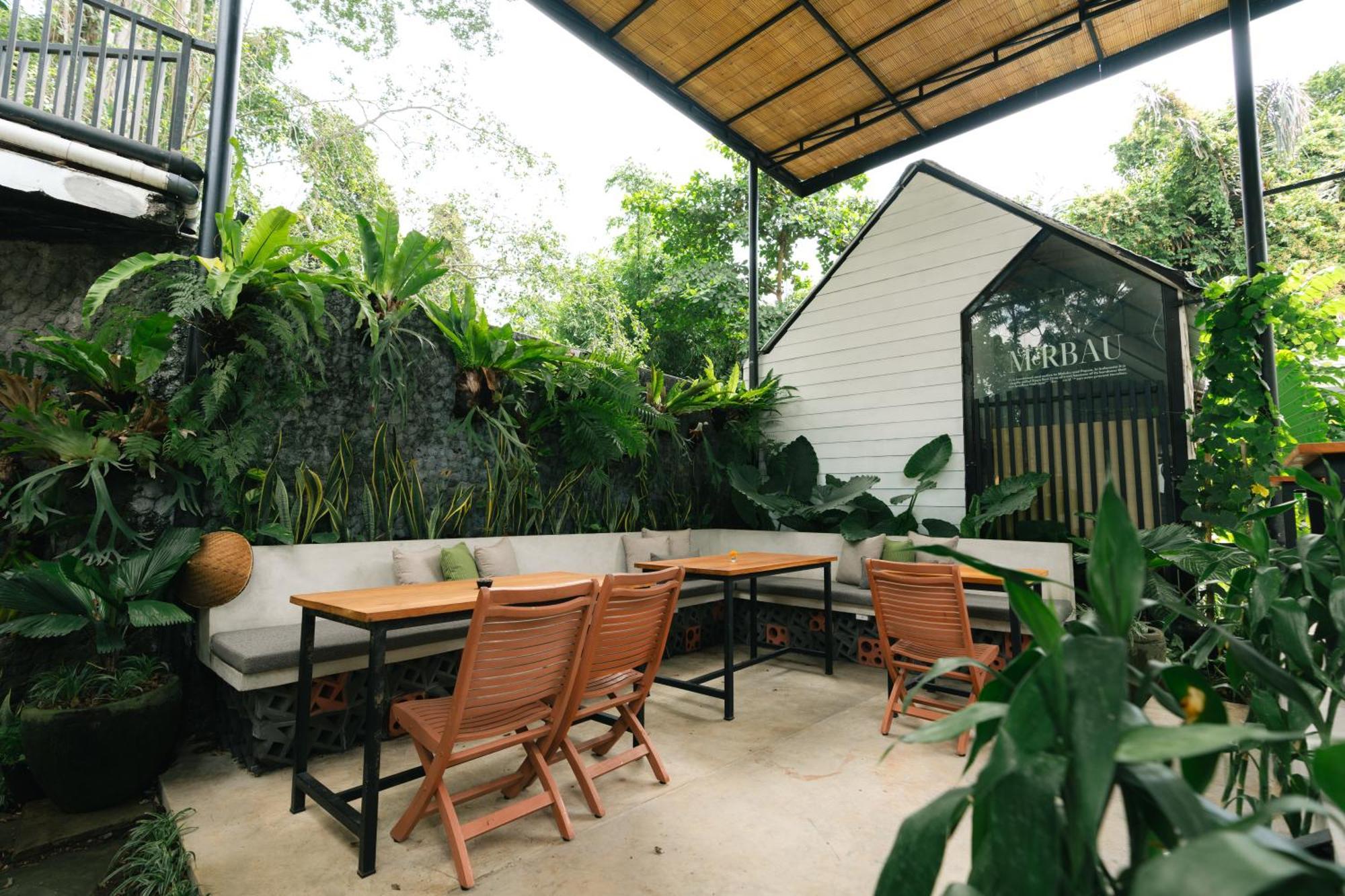 The Jungle Hostel Canggu Экстерьер фото