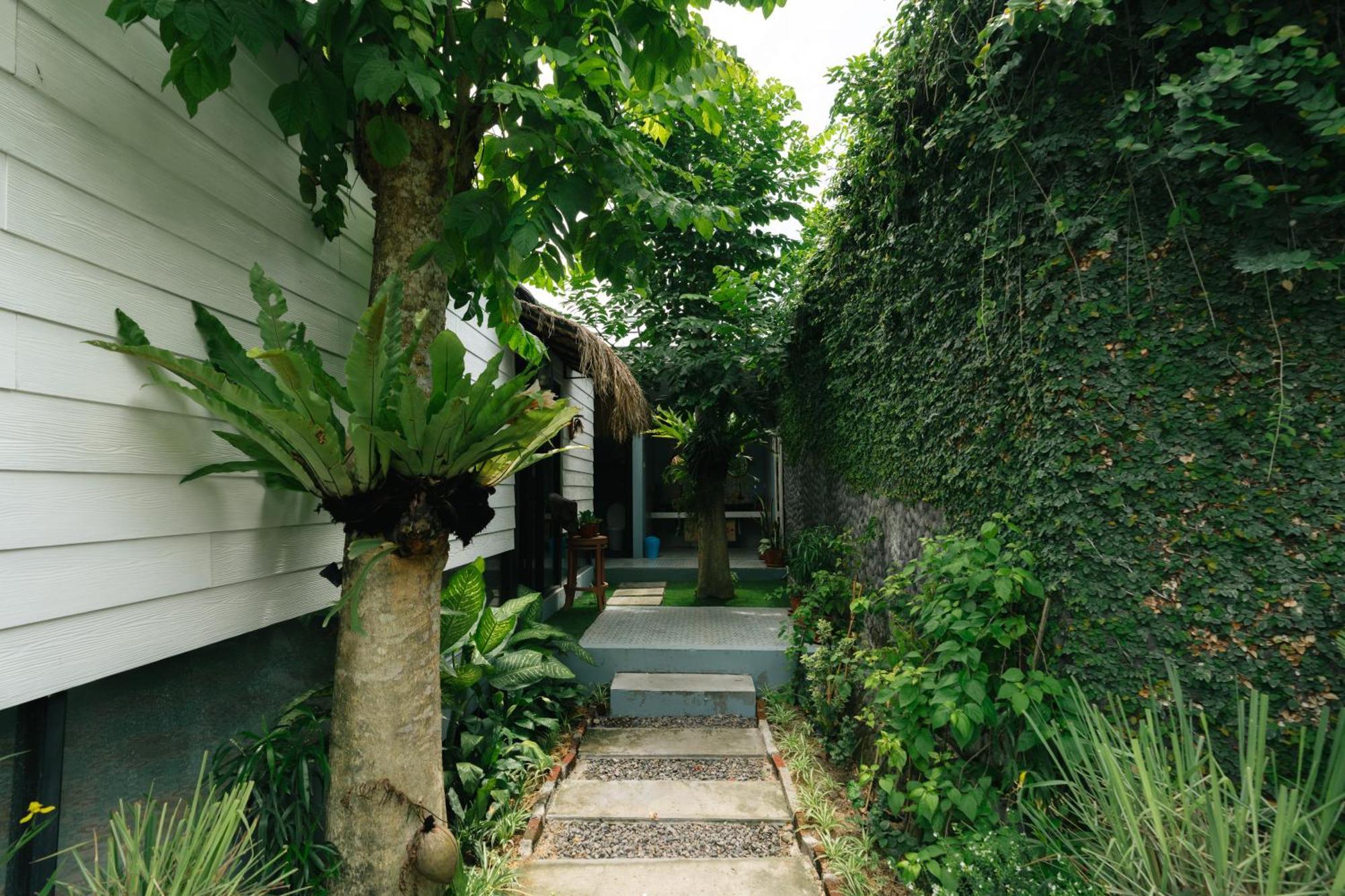The Jungle Hostel Canggu Экстерьер фото